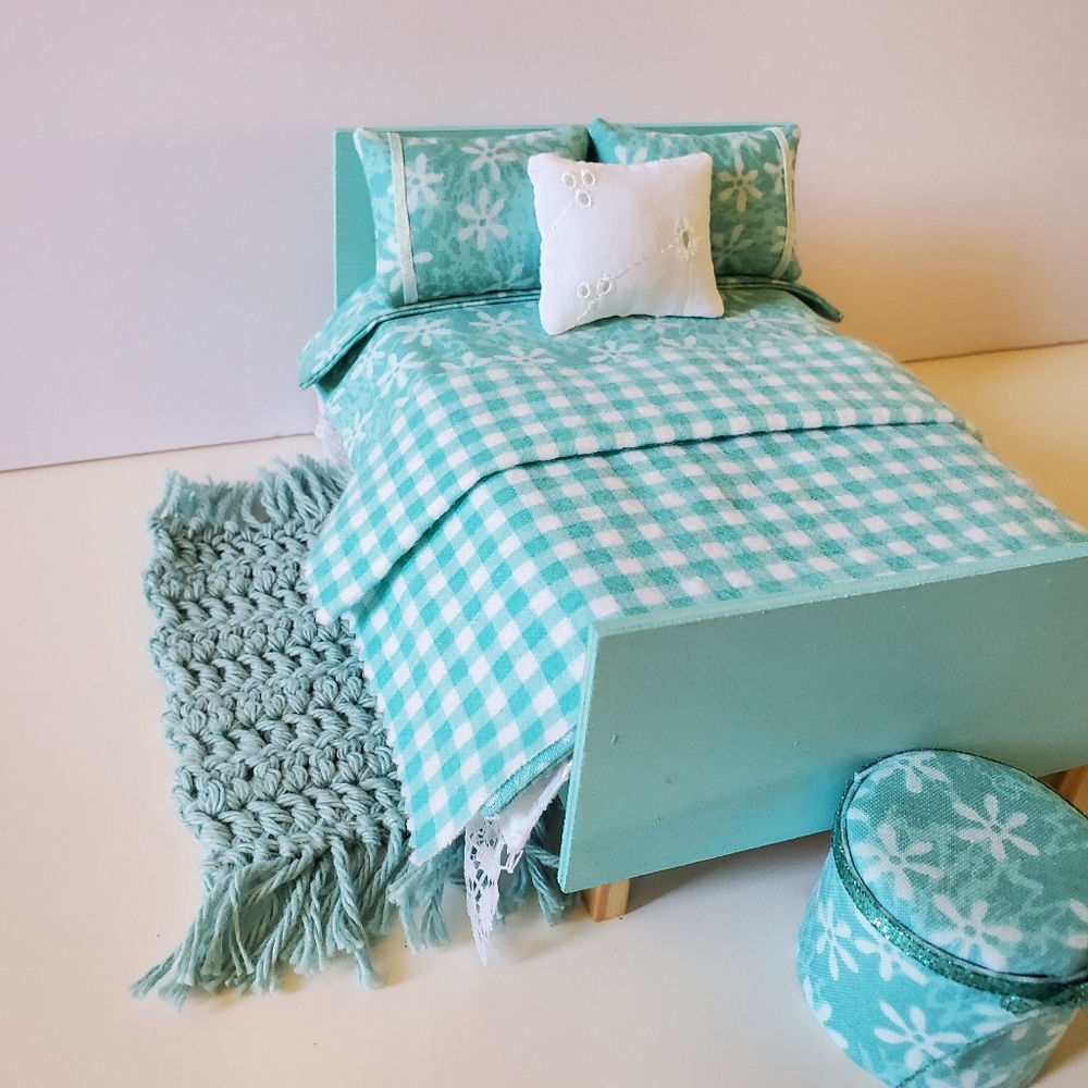 Miniature  Dollhouse 1:12 Scale Handmade Bed Bedding Maileg